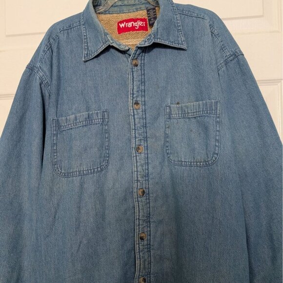 Wrangler Sherpa Lined Denim Shacket Shirt Mens Size XL Blue Western Button Front - Picture 2 of 12